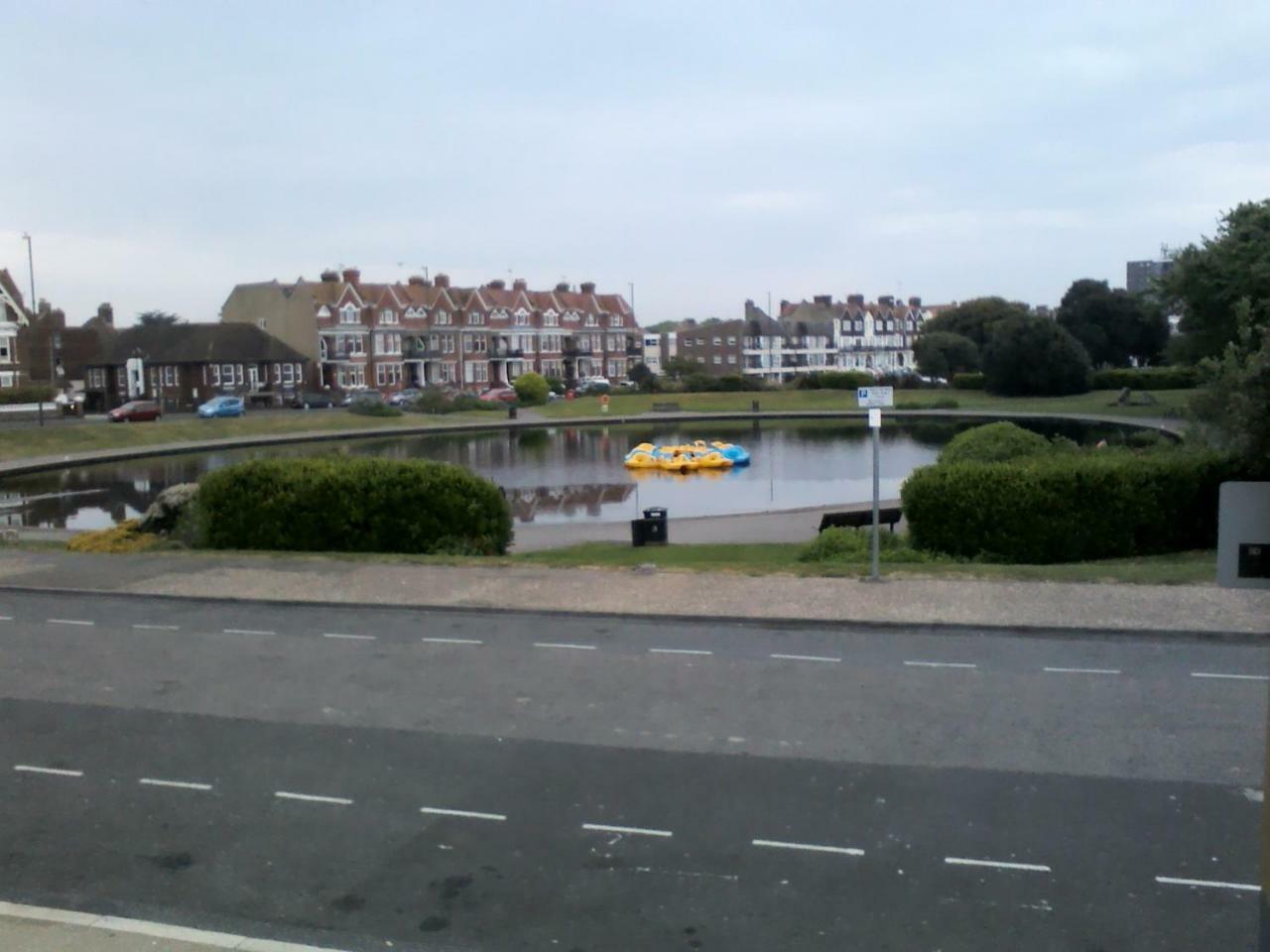 Yha Littlehampton Hostel Kültér fotó
